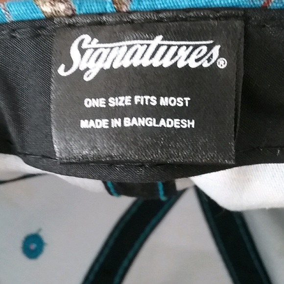 Hat - Picture 3 of 3